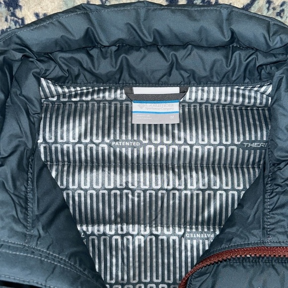 Columbia Jacket - Picture 3 of 4